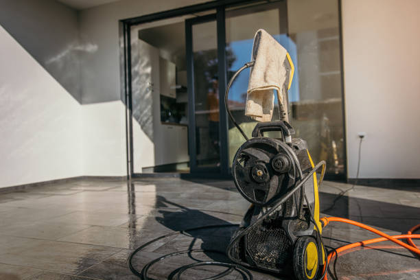 Best Sidewalk and Walkway Cleaning  in Commerce, CA